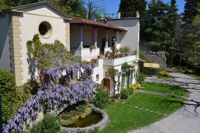 Image de Appartement dans villa avec jardin et vue sur Florence