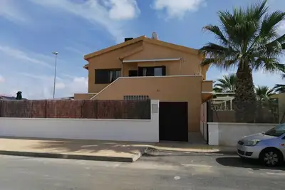 Image de spacieux et lumineux bungalow à proximité des plages de Orihuela Costa et Golf.