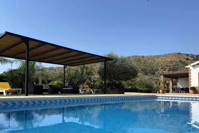 Image de Villa de luxe piscine privée avec des vues spectaculaires et Wifi gratuit