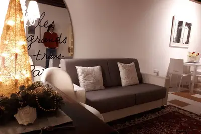 Image de appartement d'une porte dans le coeur de Venise Ca 'd'Oro donnant sur le terrain