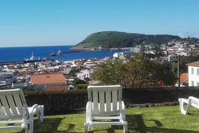 Image de ★ ★ Maison familiale, vue imprenable sur la baie Horta