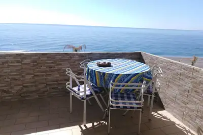 Image de Une FENÊTRE Sur La Mer