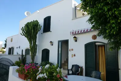 Image de Santa Maria di Leuca, Salento, appartement d'une chambre pour 4 personnes en chalet mitoyen