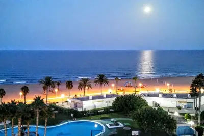 Image de Alicante, Vues Grande, Soleil Et Plage Quatre seasson (3 chambres) Wifi.