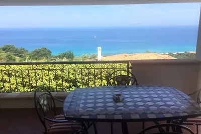 Image de Villa Querencia: Zambrone \/ Tropea -Air Cond. Wifi - Vue Mer- Les meilleurs couchers de soleil.