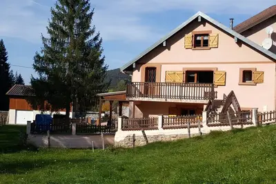 Image de gite neuf 3 étoiles à 15 minutes de Gerardmer.