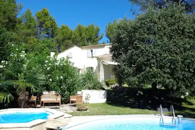 Image de Villa Campagne Chic En Pleine Nature Avec Piscine Et Spa Debordant