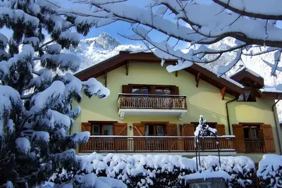 Image de La Petite Savoyarde. Luxueux appt 110 m² au coeur de Chamonix. 6 pers. Calme.