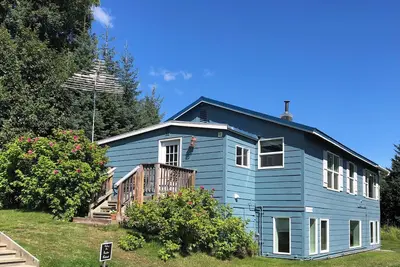 Image de Alaska Holiday Home-Maison historique avec charme et confort