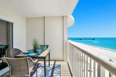 Image de Nouvellement rénové Condo 1 chambre / Vues étonnantes / 6 personnes / Proche 2 ÉTAT Pier