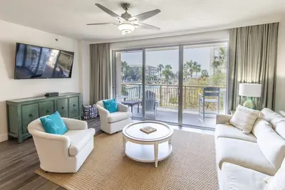 Image de Meilleur Condo sur 30a. Étapes de la plage et de la plage de Rosemary / Alys - Des vacances de rêve vous attendent