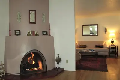 Image de Détendez-vous dans notre maison de 3 chambres - quartier calme.