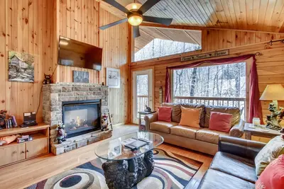 Cabine PRIVÉE -10 min 2 G''Burg Câble Wifi HotTub Propre, 2 cheminées chien Ok