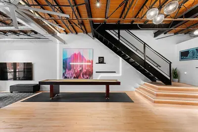 Image de Multi Level Downtown Loft avec terrasse privée sur le toit (2 blocs de Coors Field)