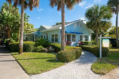 Image de Belle Clearwater Beach Accueil juste en face de la plage