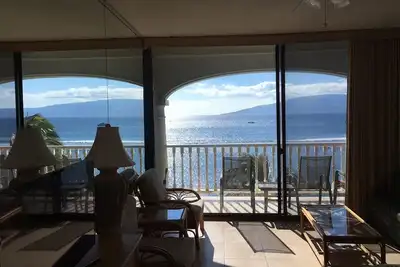 Image de Appartement Direct Oceanfront 6ème Étage Lahaina Shores Studio Le Plus Bas Ocean Front Tarifs