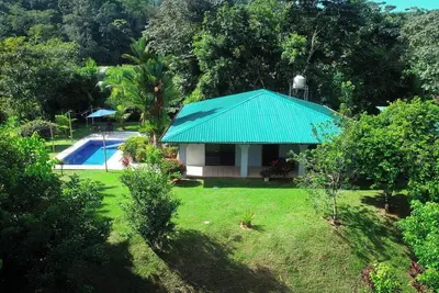 Image de Maison 2 chambres w \/ piscine privée et belle vue sur la montagne; 6 couchages