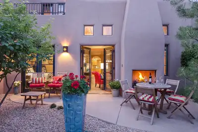 Image de Luxe dans \"Le Coeur De\" Santa Fe! 3 Bed / 3 Bath Townhouse 3 pâtés de maisons de la Plaza