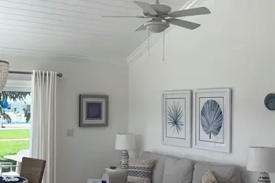 Image de Luxury Ocean Villas 2br \/ 2ba, pour 6 personnes WiFi gratuit, téléphone américain et canadien, eau R-O