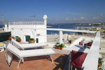 Image de Gallipoli Penthouse D'Angio '