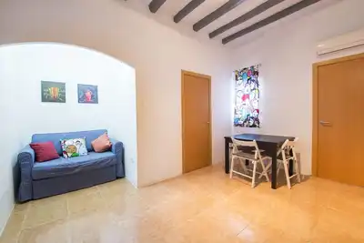 Image de Bel appartement dans le centre historique et commercial de Reus.