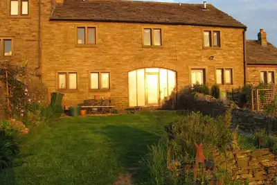 Image de Conversion charmante Grange, pour 6 personnes, avec de superbes vues rurales
