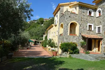 Image de Studios à environ 200 mètres de la mer dans une maison de « 700