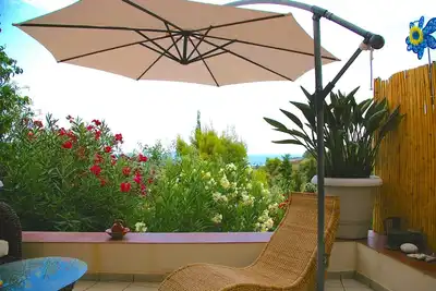 Image de Spetses Island, charmant studio avec vue sur la mer et les pins
