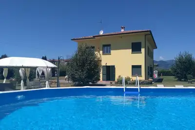 La Valinfiore Nouvel Appartement de Charme avec Piscine