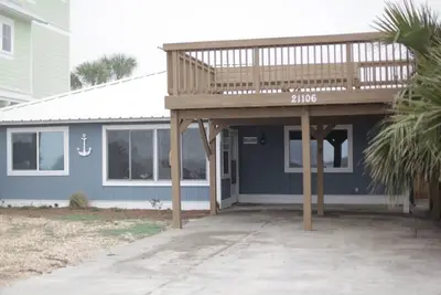 Image de Directement sur la plage privée - Grande terrasse - Vues sur l'océan - Kayaks et planches à pagaie - 30 A
