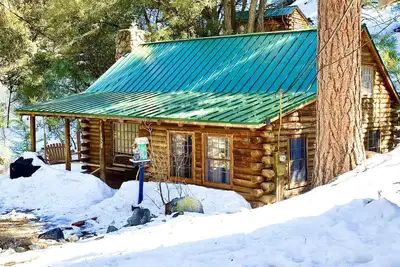 Image de *** Mangez du bacon et de la crème glacée dans une cabane en rondins! *** Meilleur rapport qualité-prix et commodités à Pmc!