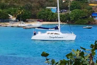 Image de Incroyable évasion au bord de l'eau: balcon, rénové, paradis à un prix avantageux!