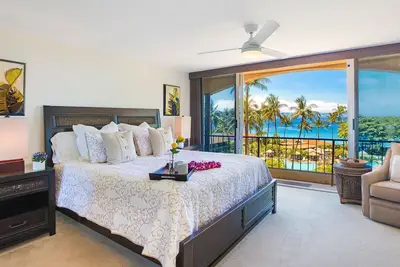 Image de Corner Condo de luxe avec vue panoramique sur l'océan et la plage