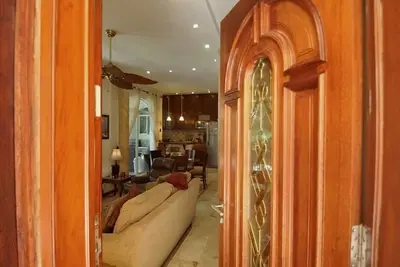 Image de Meilleur condo - rez-de-chaussée - près de la piscine - téléphone, Wifi et nettoyage gratuits