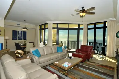 Phoenix West Ii face au golfe 3br / 4ba, grand condo luxueux entièrement carrelé,