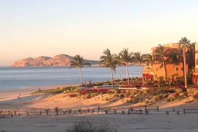 Lovers Paradise: Magnifique Condo Reno'd Oceanview dans un complexe 5 étoiles Fast Wifi