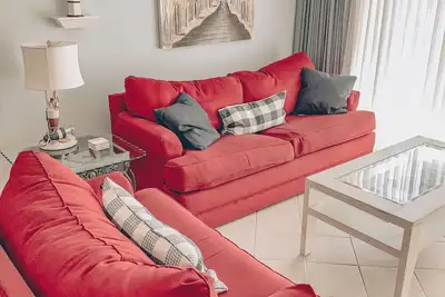 Image de Configuration de l'unité de plage confortable pour des vacances avec des enfants ou des couples! Réservation Printemps 2019!