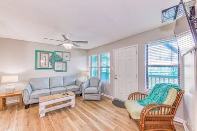 Image de Condo Beach Area, 2bed-2bath, Seabreeze 309