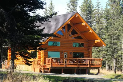 Image de Unique de l'Alaska, vraie bûche de maisons de vacances située sur une 14 Acre naturel Homestead