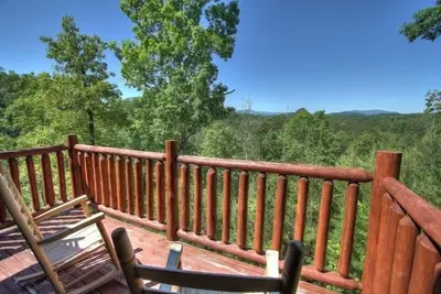 Image de Belle cabane en rondins avec vue magnifique et minutes Wi-Fi de Gatlinburg et Dollywood