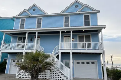 Image de Une belle vue côté océan \/ côté son 3 Br 3. chalet 5 bains à Atlantic Beach