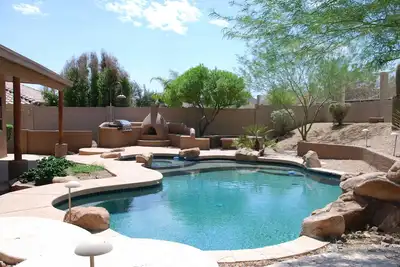 Image de Executive Relaxed Living Home 5br \/ 3b Pool & Spa à Estrella Mt Ranch