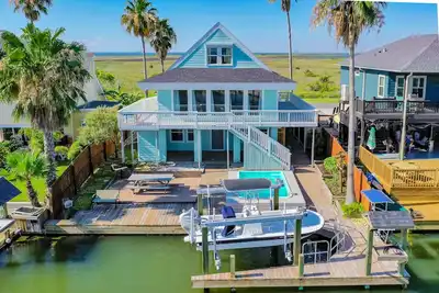 Image de Maison de Luxe Sur Canal