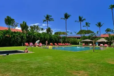 Image de Aina Nalu Studio, tarifs avantageux et emplacement, Ac & Wifi, 2 piscines et jacuzzi