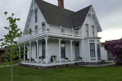 Image de Sagesse maison construite 1878, en plein centre-ville de Baker City Historic District