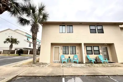Image de Notre maison de plage / Complexe Gulf Front / Piscine chauffée en saison de piscine / Plage privée