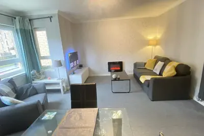 Image de Appartement 2 Chambre Superbe et très moderne (4 personnes) très proche Centre Paisley