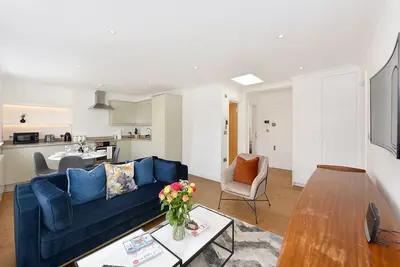 Image de Luxe Chelsea Square Garden 2 Chambre 2. 5 Salle de bain Appartement