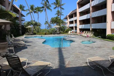 Image de 2br / 2ba White Sands Village-Ocean View Condo-pas de Magic Sands Beach!