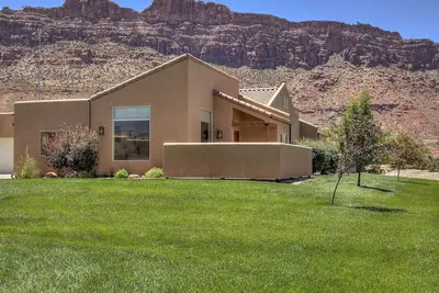 Image de Moab Magic Too! - Rim Village 3 chambres \/ 2 salles de bain, vues incroyables et piscine